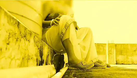 I CATCH MY SHY BHABI IN MY Building on the roof and give her the fuck of pussy on the roof.