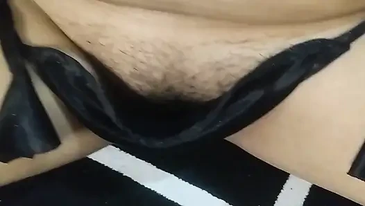 Hintli seksi bir bayanı bir otele çağırdım ve seksin tadını çıkardım.