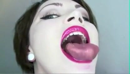 Hot Lips 2