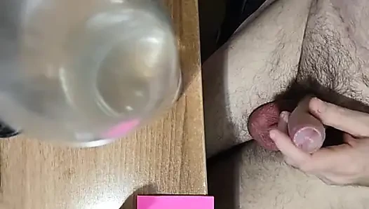 Yukarıdan masaya kadar güzel ve güzel boşalma