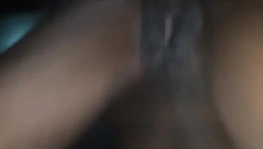 Он трахнул девушку из бара с мокрой киской так жестко, что заставляют ее кричать