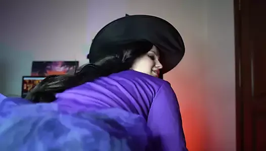 Daring witch with a sweet pussy gets a great Halloween fuck