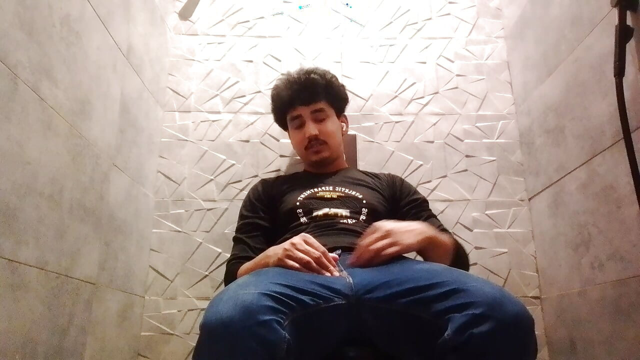 Indiana handsome boy masturbation video