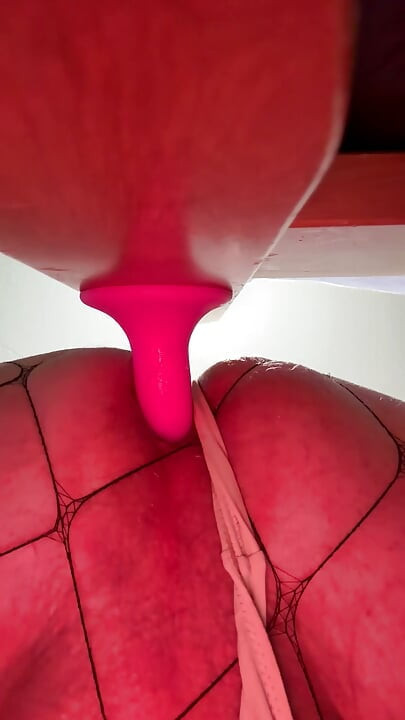 Sissy training small dildo