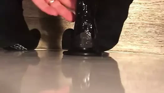 Siyah dildo