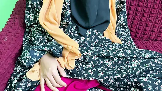 Nyonya menggunakanku untuk memuaskan memeknya dan ngentot habis-habisan