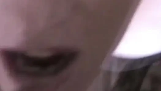 Mulut melanie yang lagi sange dikasih makan