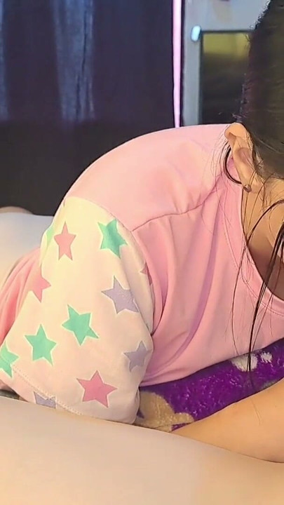 Schoolgirl loves to suck cock while my aunt is not at home, she is very horny | Clip 1