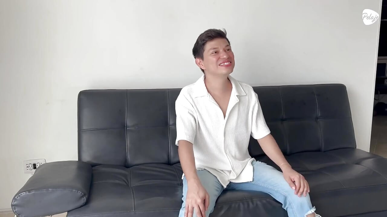 En Mi Primer Casting Porno Me Follo a Un Chico Joven Con Un Culo Hermoso