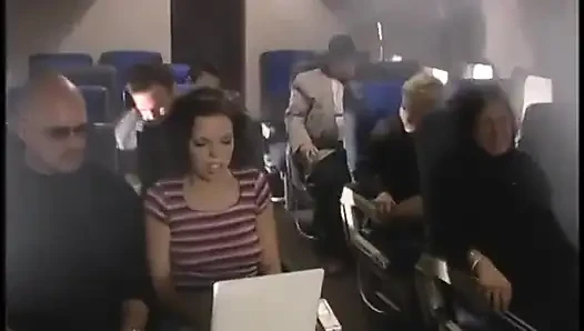 Cewek nympho sange memeknya dijilat lalu dientot anal dalam banget