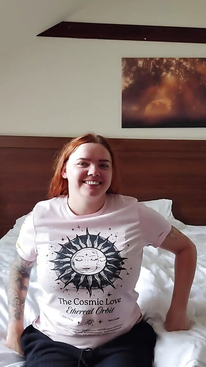 Voyeurizing Stepmommy Masturbating