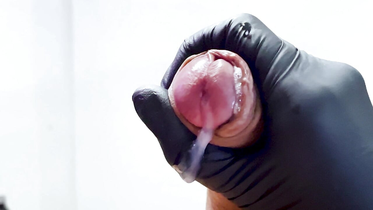 Uncut cock close up  big cum play