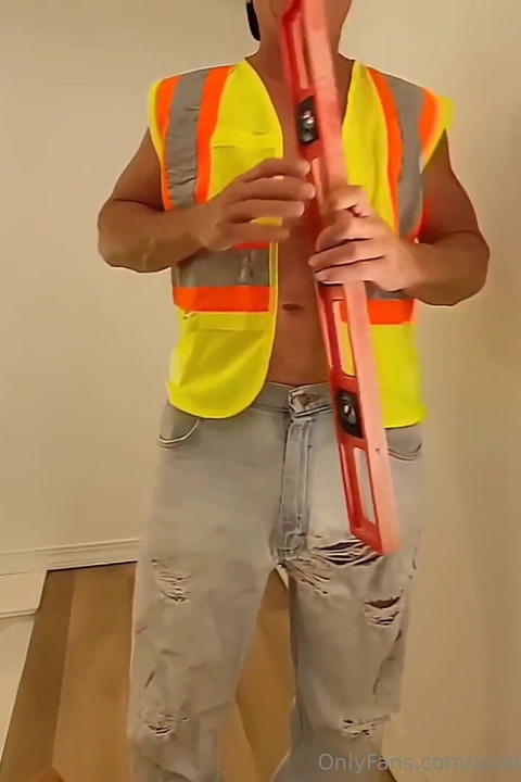 A Big Cock Handyman Cumshot