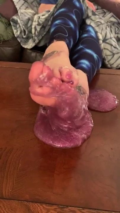 Slimy Feet
