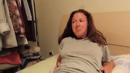 Cleaning that unwashed pussy