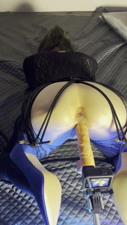 Disetubuhi oleh dildo bercinta 9"
