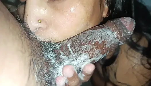 Настоящий оральный секс со спермой в рот горячей бхабхи дези. От твоей бхабхи Салу