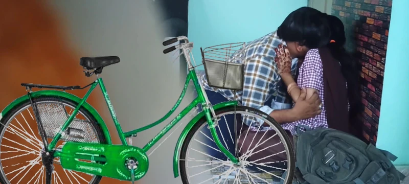 Hot Indian School Lovers Enjoying Sex in Winter Sex