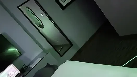 Минет и трах с Харрисоном Марком в видео от первого лица, связанный с веревкой