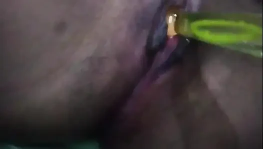 I hitch, I don't have anyone to fuck me and I come