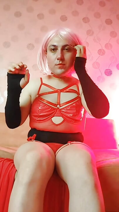 펨보이들을 위한 가장 섹시한 스트립쇼 드레스