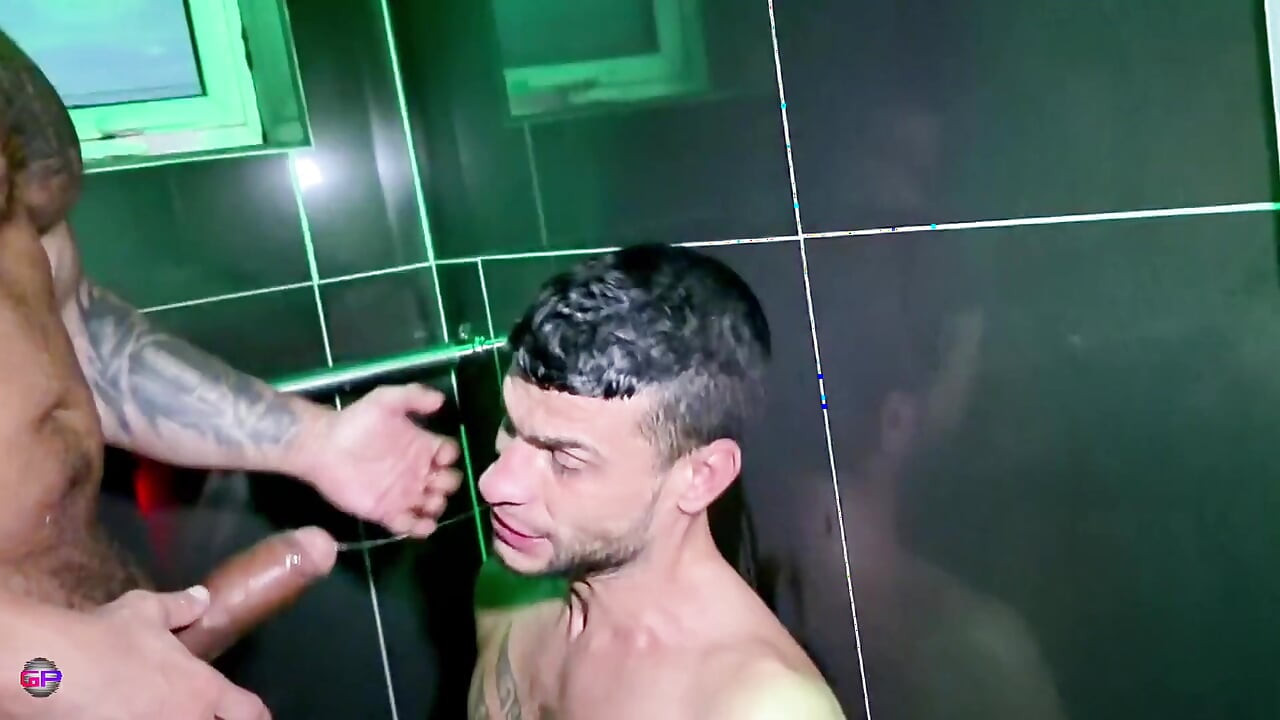 Hot Water, Harder Cock - Viktor Rom Uses Gio Pilos