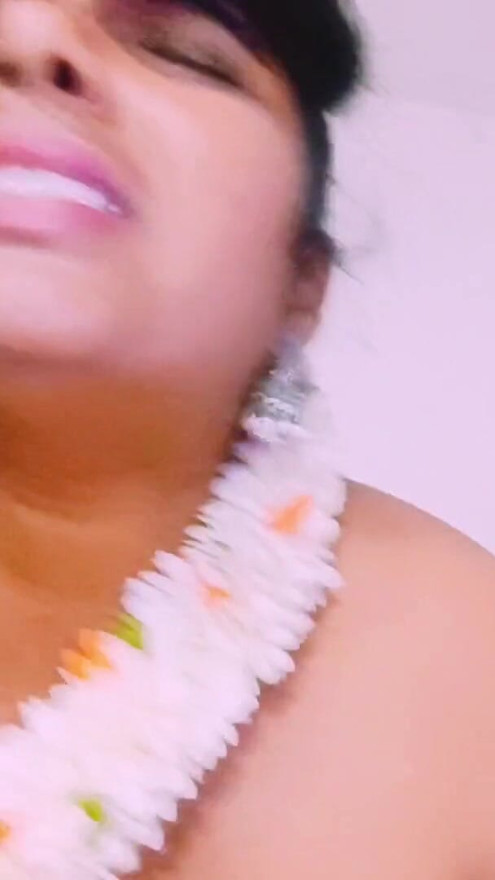 Stepdaughter and stepdad romantic navel fuck Telugu dirty talks | Clip 1