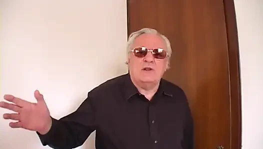 Tante toket besar beraksi... Pesta seks