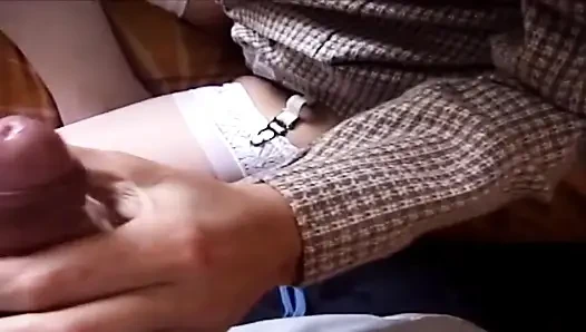 Nggak ada yang lebih enak dari mulutku dientot sama kontol ngaceng dan bikin dia crot