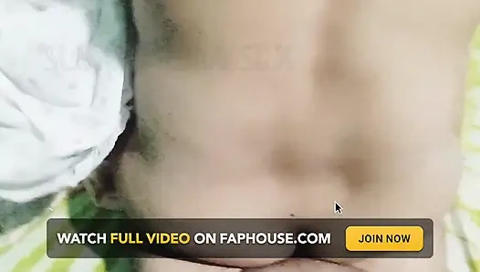 Bhabhi seksi desi barat menyetubuhi suaminya bos