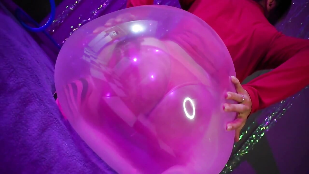 Opblazen en deflation pink wubble bal berijden - ronde 1 - Bunny Looner