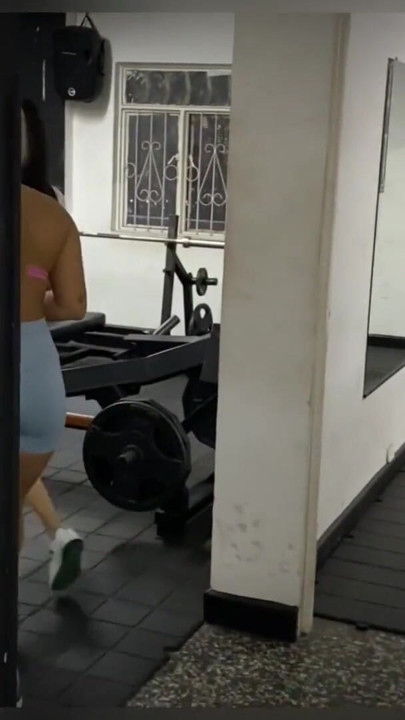 Karen Sleent: melhores momentos lésbicos, buceta e TESOURA | Clipe 1