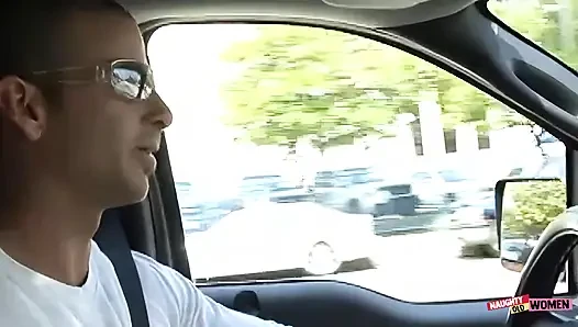 Karşılama sanatçısı sarışın sürtük Regan Anthony'nin boşalması için elinden geleni yapıyor