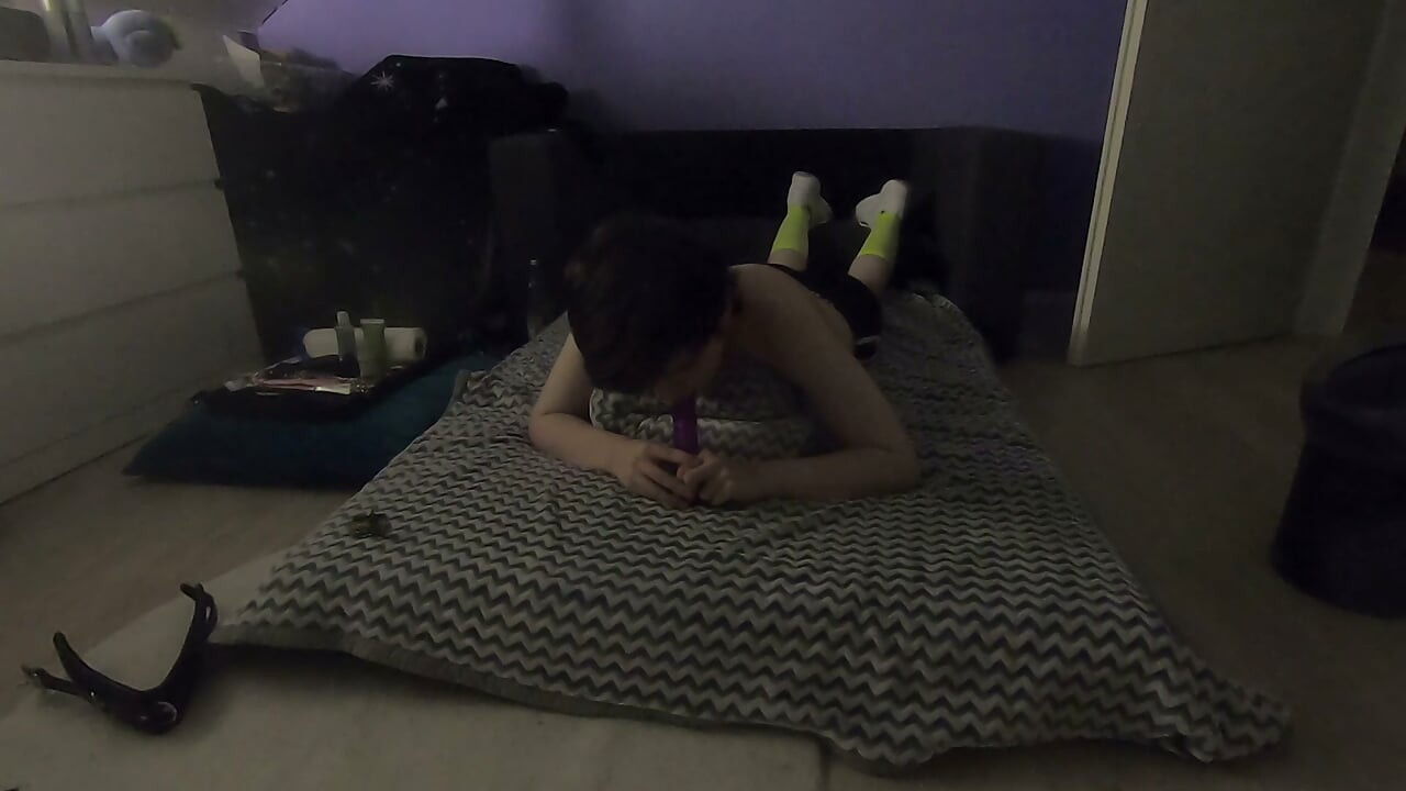 I had some hot fucking on my couch last night.