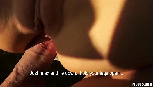 Jenna lovely si cewek eropa amatir suka banget di-anal di tempat umum