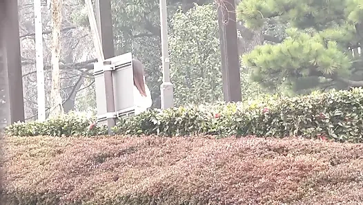 Japanische 20-jährige behaarte muschi hart gestopft und mit heißem sperma-creampie gefüllt