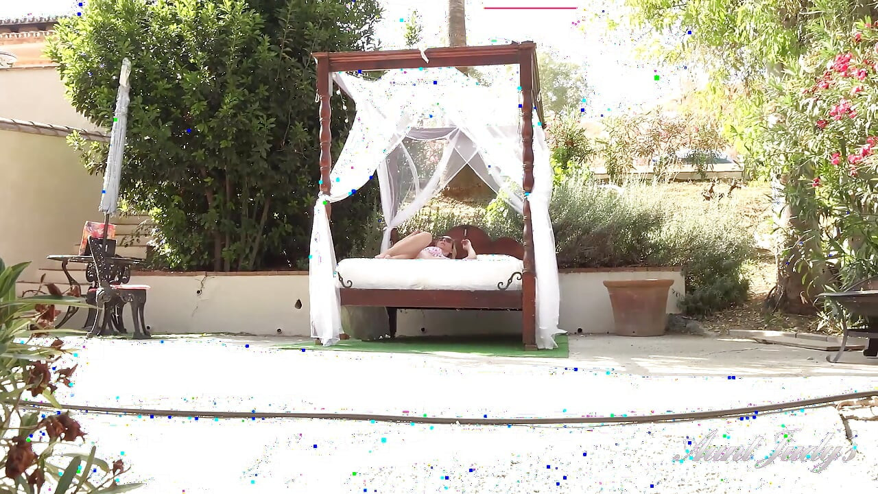 Auntjudys - Busty MILF Keira Invites You Over for Backyard JOI