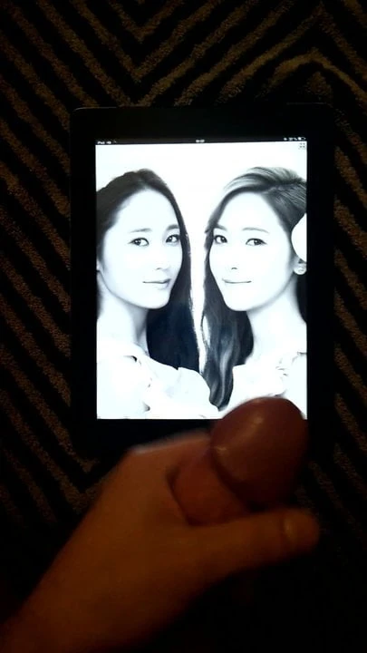 Jungsis cum tribute