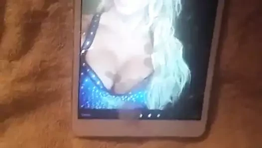 Wwe diva charlotte boşalma haraç