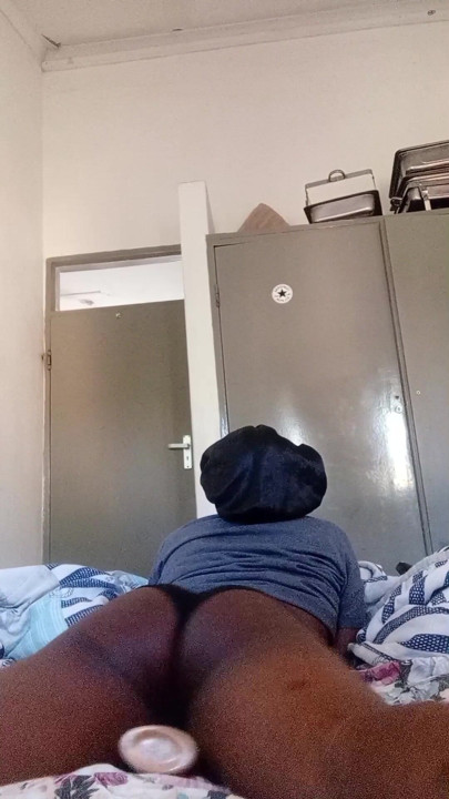 Rubbing my Beans end up with more orgasm | Clip 1