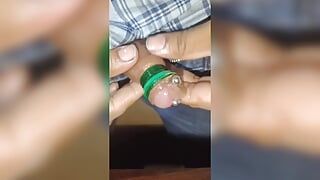 Penisring gemaakt van fles