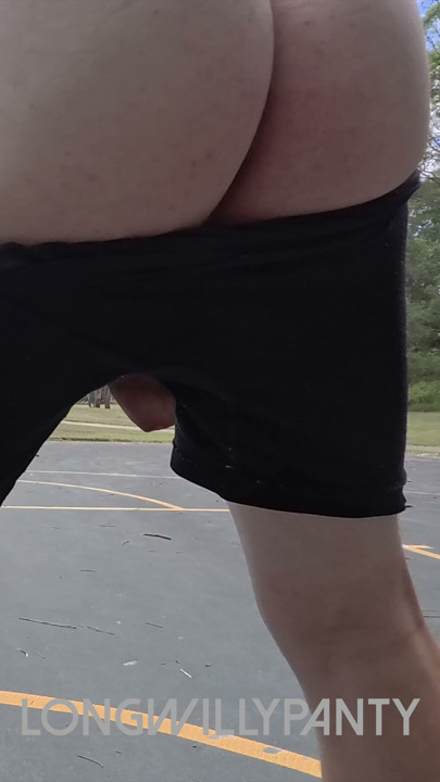 Straight guy hanging out his uncut cock at the public space.