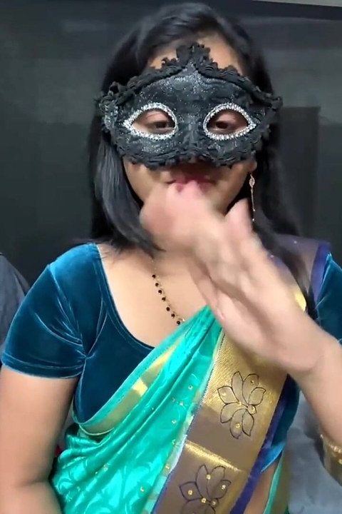 Desi Telugu Girl Fucks in Video Call