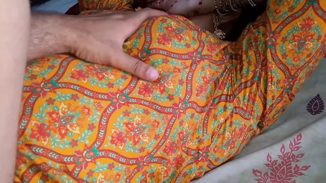 Desi Wife Say's,my Hubby Always Ready The Fucking My Tight Pussy