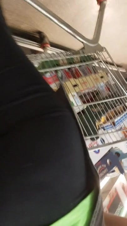 Store girl leggings back
