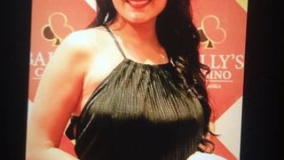 Sexy Archana Gupta stöhnt mit Sperma-Tribut # 2