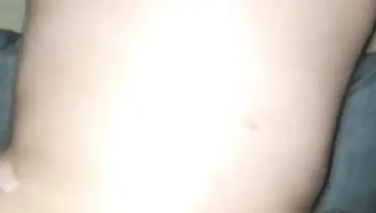 AKU NGENTOT PANTAT MAHASISWIKU DI MALAM HARI