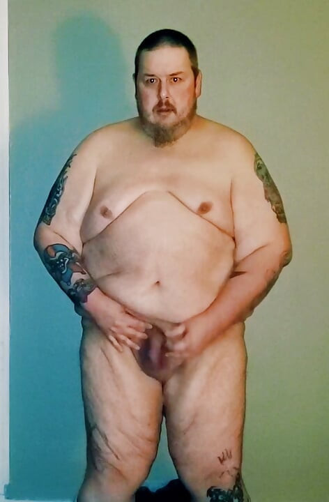 A mostrar o meu corpo super gordinho e o meu rabo