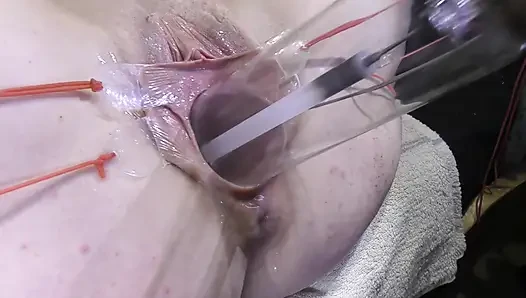 Jauh Menyebar Vagina Close-up Fucking Dengan Lampu 1000watt