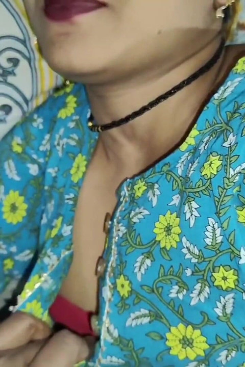 Indiancă desi bhabhi sexy cu muie și futai în gură și spermă în gură